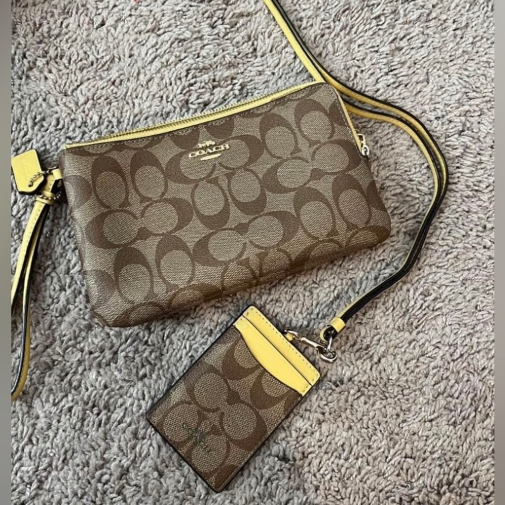 Coach wristlet with lanyard